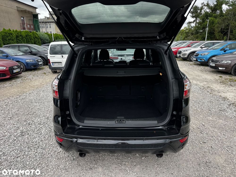 Ford Kuga 1.5 EcoBoost 2x4 ST-Line - 35