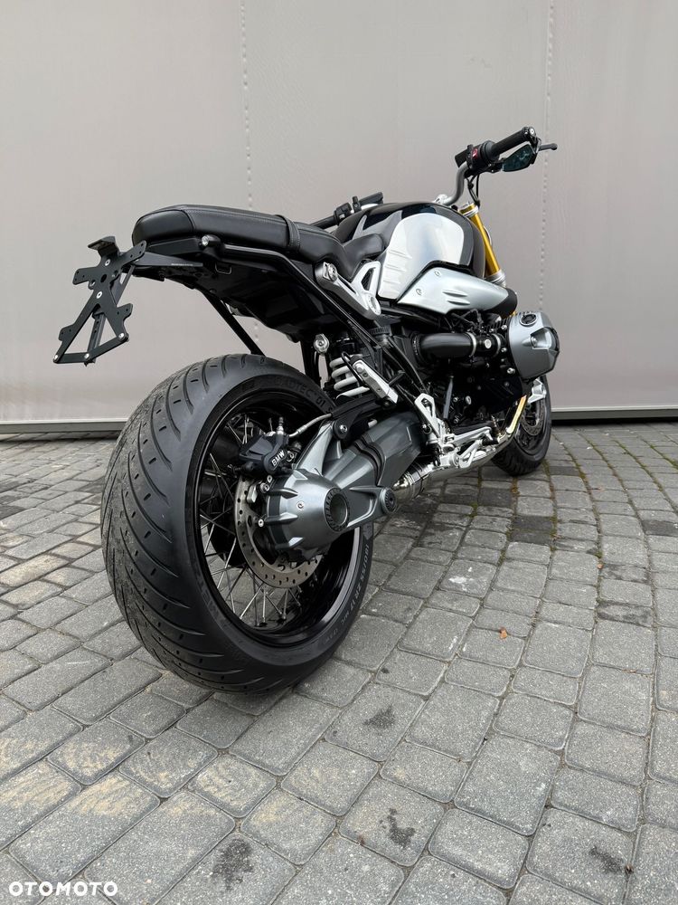 BMW R - 9