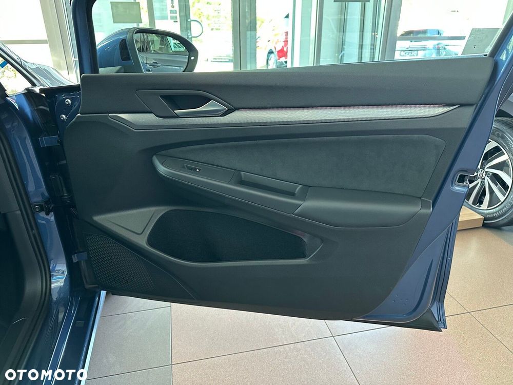 Volkswagen Golf - 17