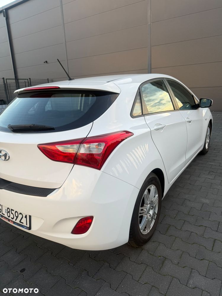 Hyundai i30 1.4 Classic - 4