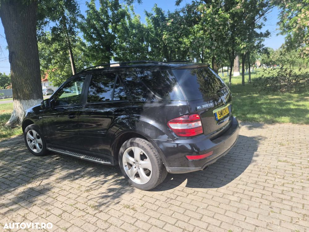 Mercedes-Benz ML 300 CDI BlueEfficiency Aut - 3