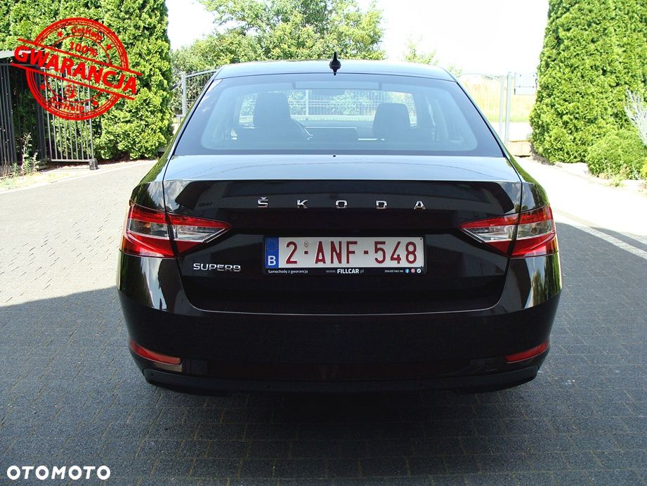 Skoda Superb 2.0 TDI SCR Style - 6