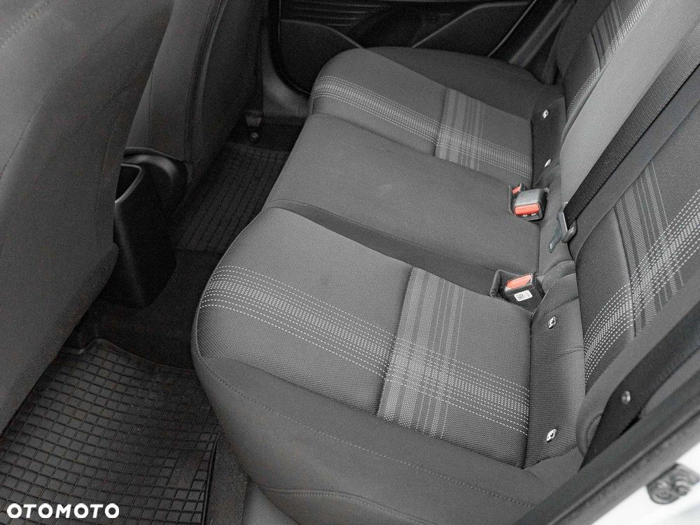 Hyundai i20 1.2 Pure - 19