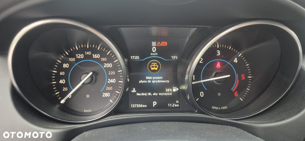 Jaguar XE 20d AWD R-Sport - 19