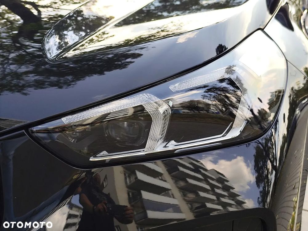 BMW iX1 xDrive30 66.5kWh M Sport - 18