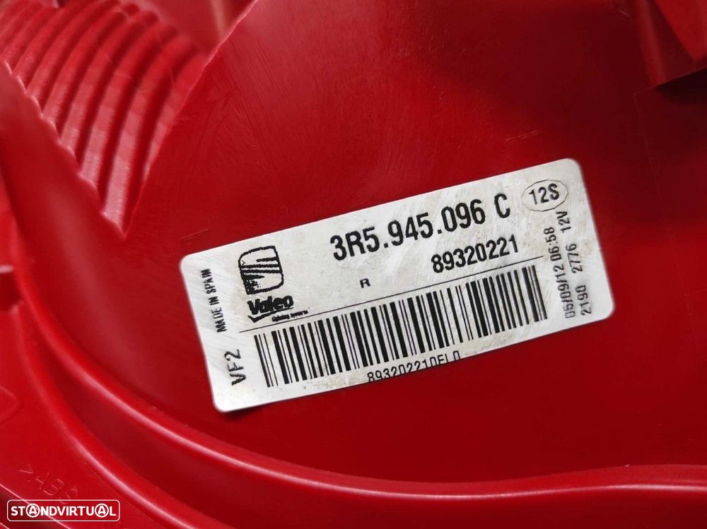 FAROLIM TRASEIRO DIREITO SEAT EXEO BERLINA (3R2) REFERENCE - 3