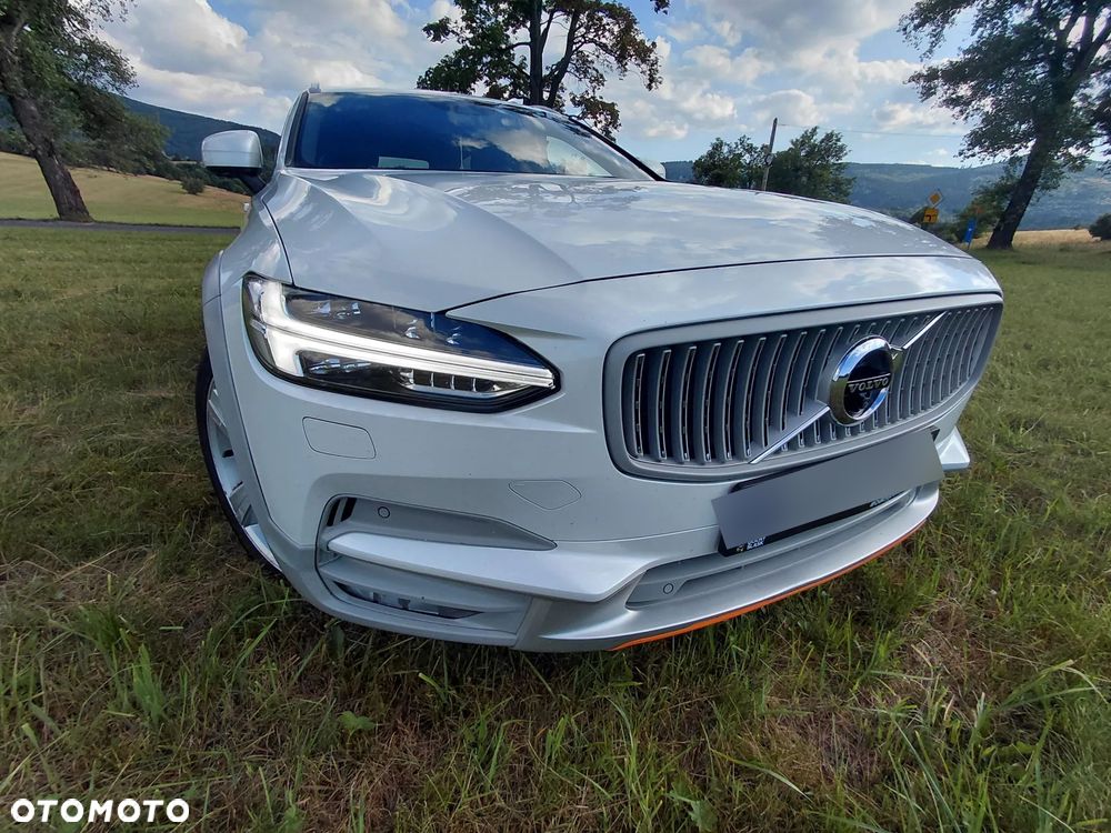 Volvo V90 Cross Country D5 AWD Ocean Race - 11