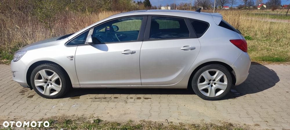 Opel Astra 1.4 T Sport - 11