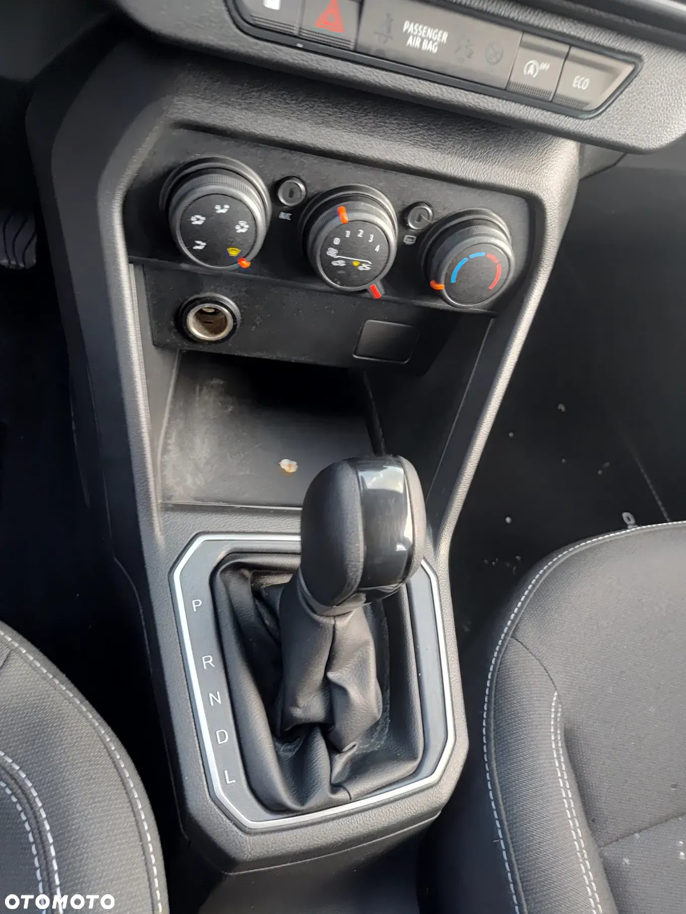 Dacia Sandero 1.0 TCe Expression CVT - 23