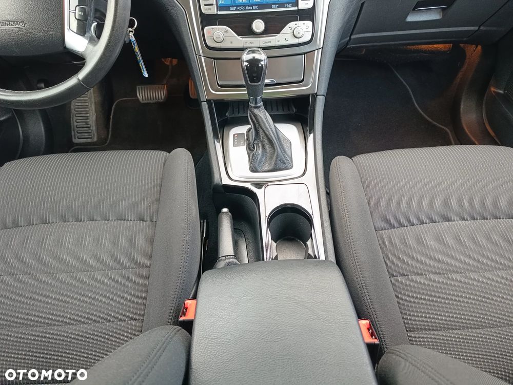 Ford Mondeo 2.0 T Titanium S MPS6 - 24