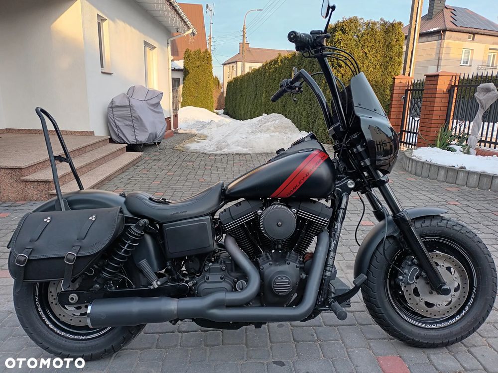 Harley-Davidson Dyna Fat Bob - 16
