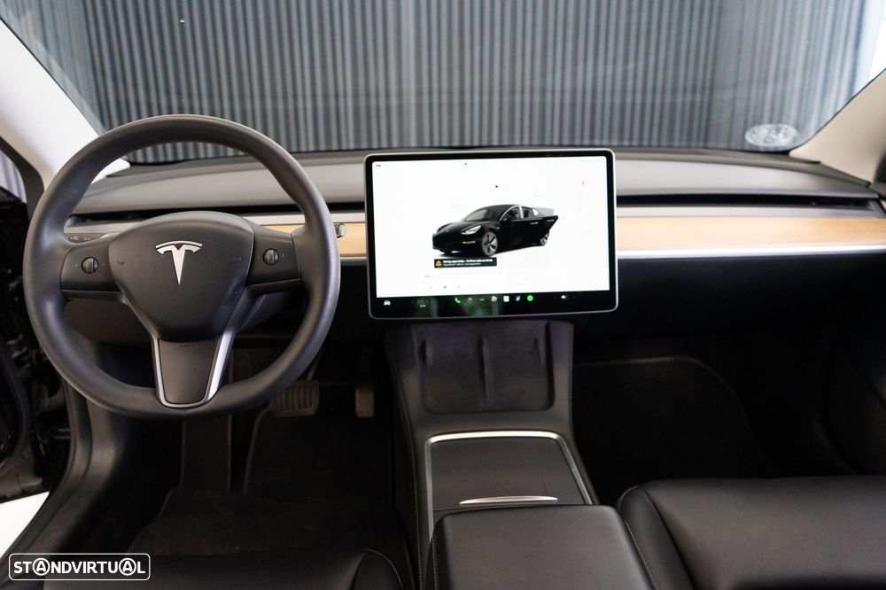 Tesla Model 3 Long Range Tração Traseira - 29