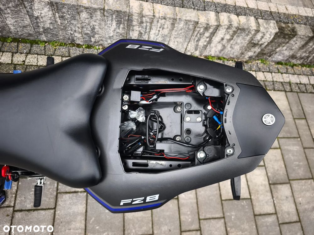 Yamaha FZ8 - 27