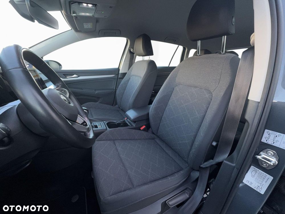 Volkswagen Golf Variant - 21