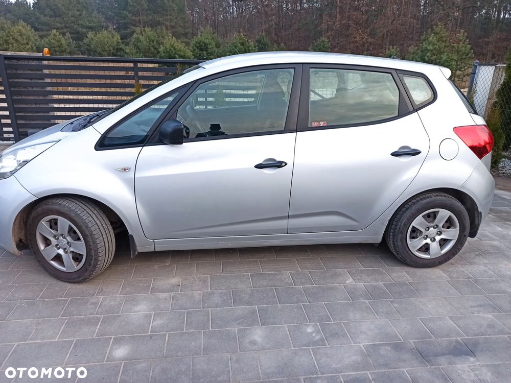 Kia Venga 1.4 CRDi L - 2