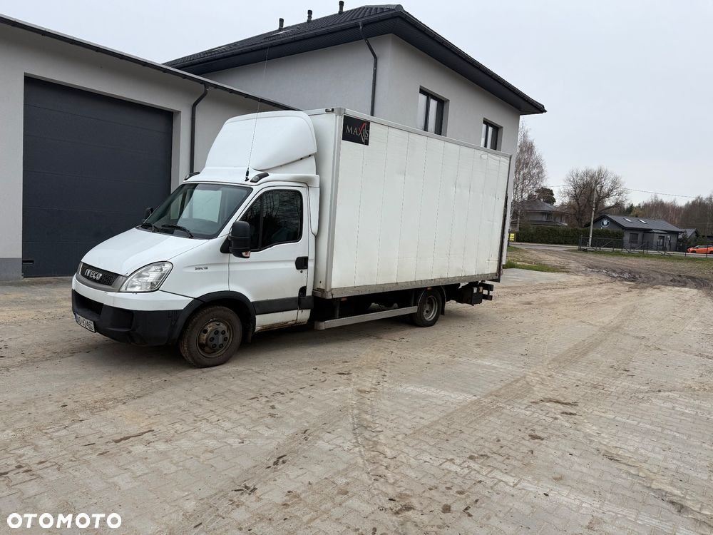 Iveco Daily kontener 10 palet winda - 2