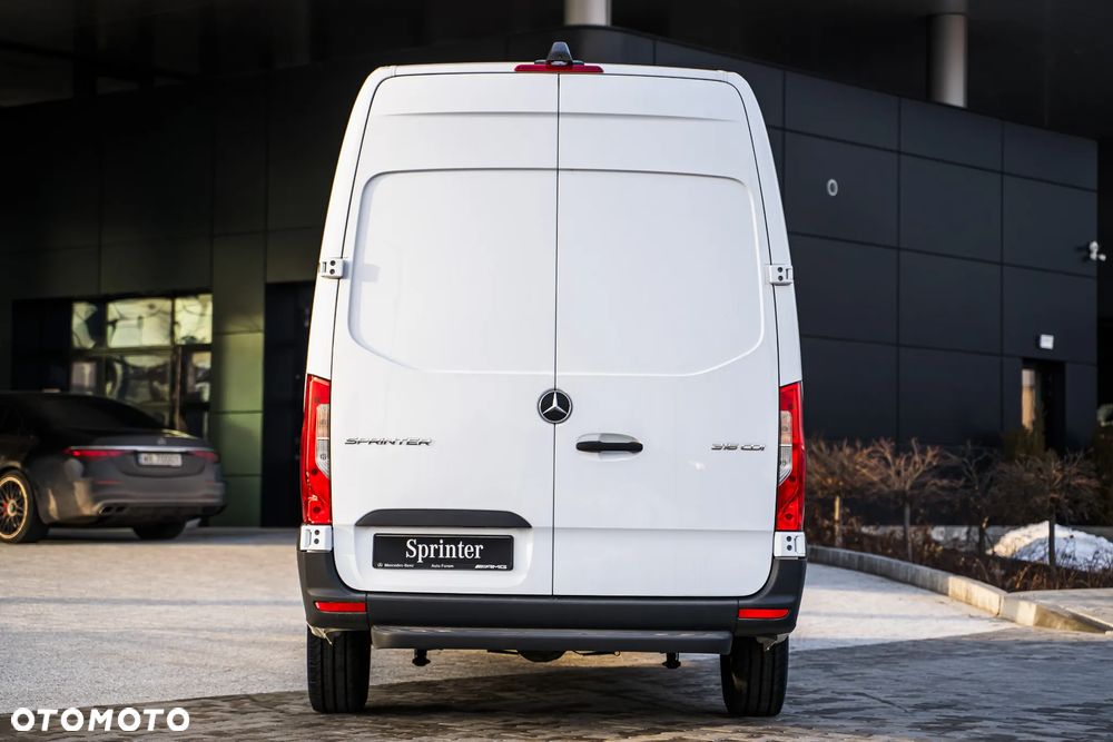 Mercedes-Benz Sprinter - 7