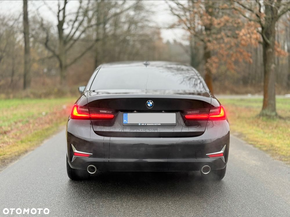 BMW Seria 3 318i Luxury Line sport - 7