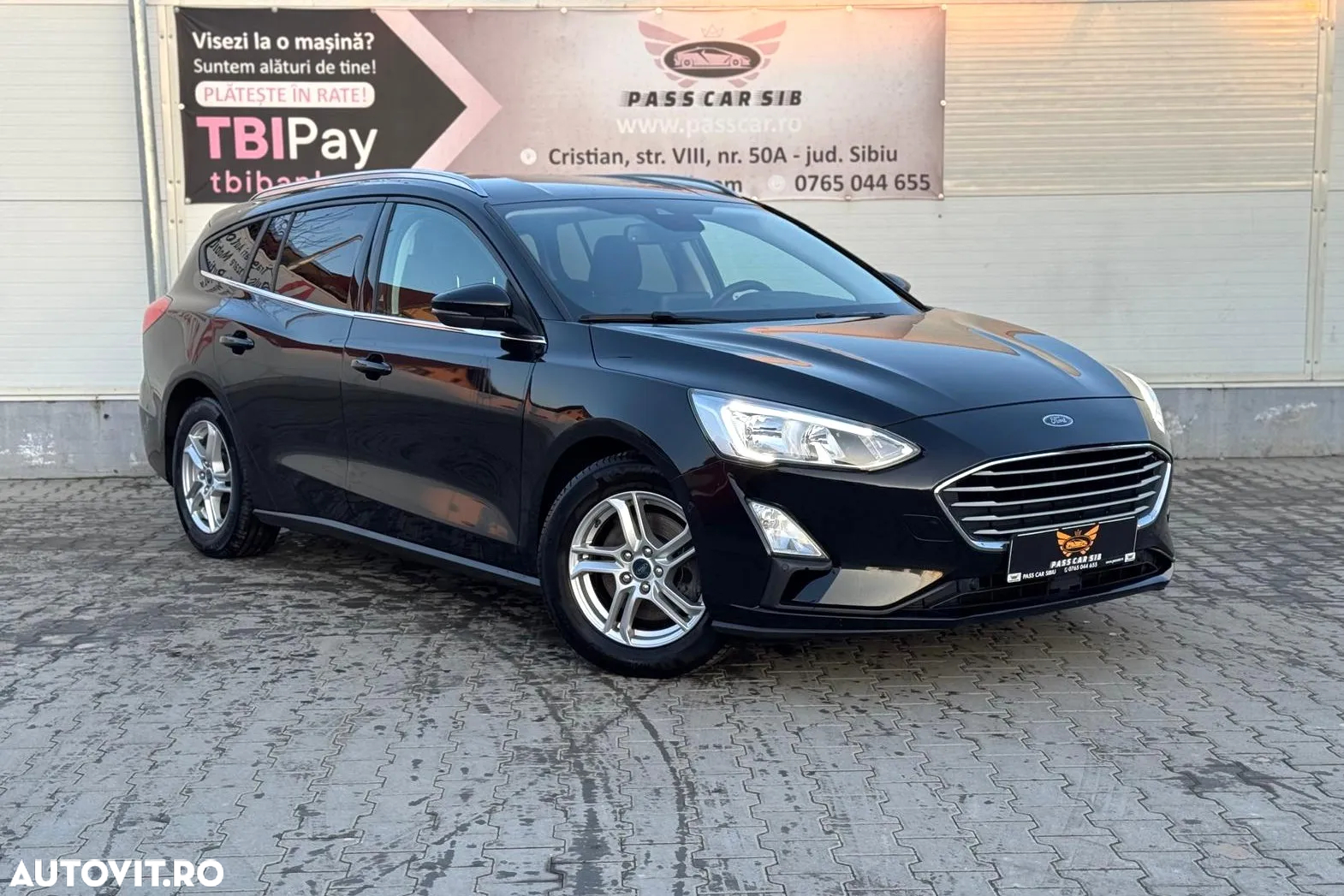 Ford Focus 1.5 EcoBlue Start-Stopp-System TITANIUM - 2