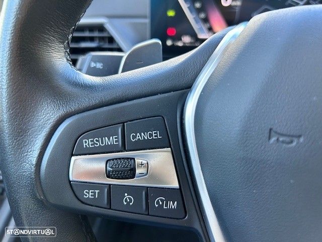 BMW 320 d Touring Auto - 14