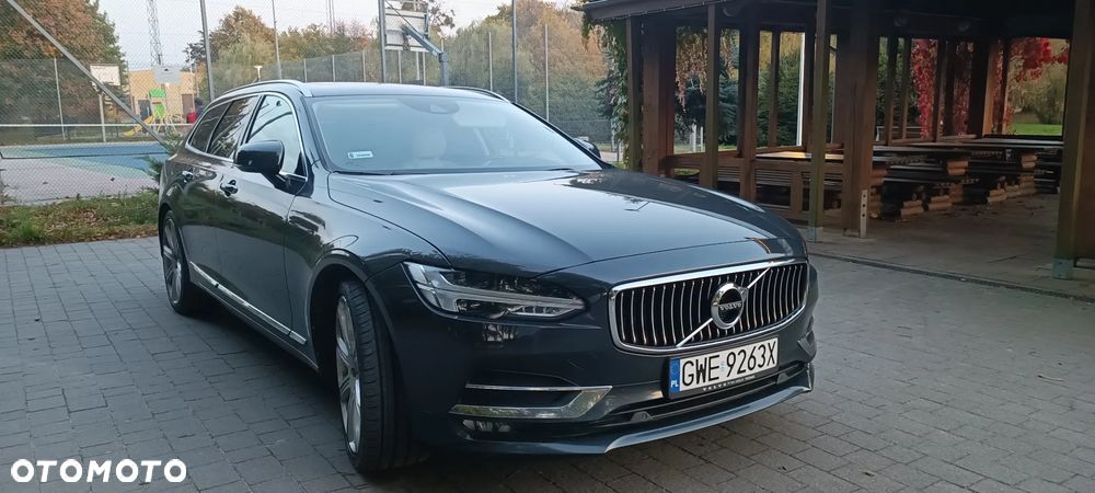 Volvo V90