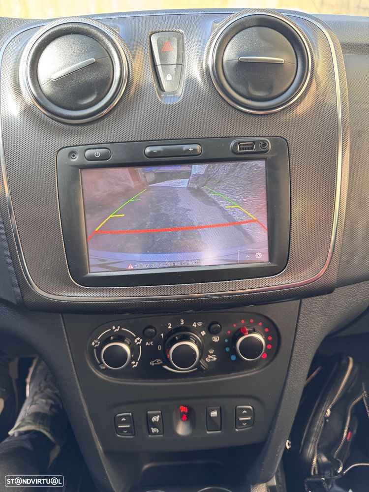 Dacia Sandero TCe 90 (S&S) Comfort - 10