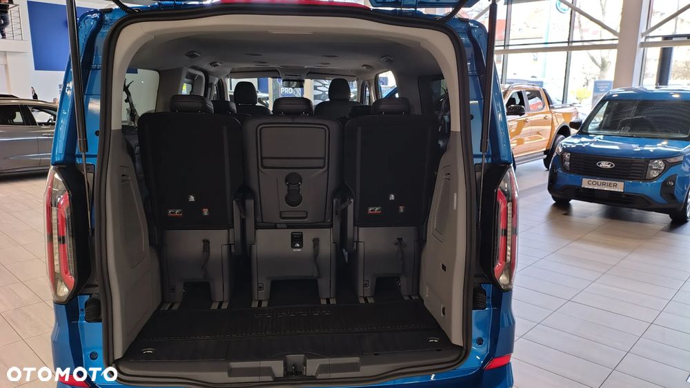 Ford Tourneo Custom 2.5 PHEV CVT 340 L2 Titanium - 27