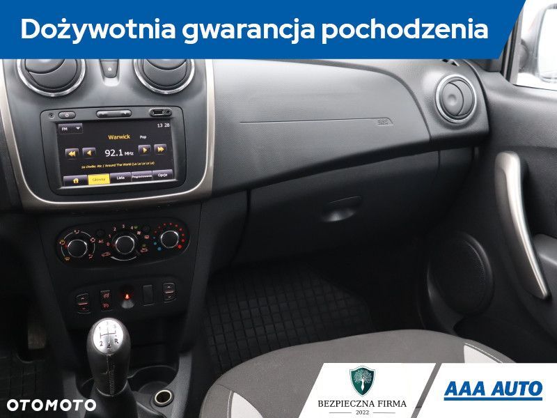 Dacia Sandero - 10
