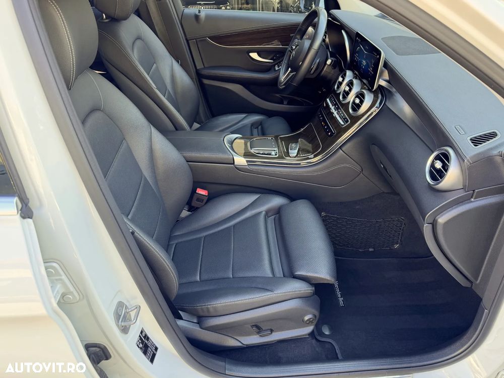 Mercedes-Benz GLC 220 d 4MATIC 9G-TRONIC - 27
