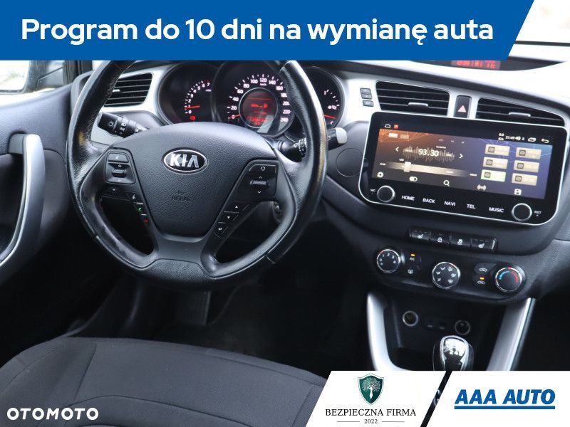 Kia Ceed - 9