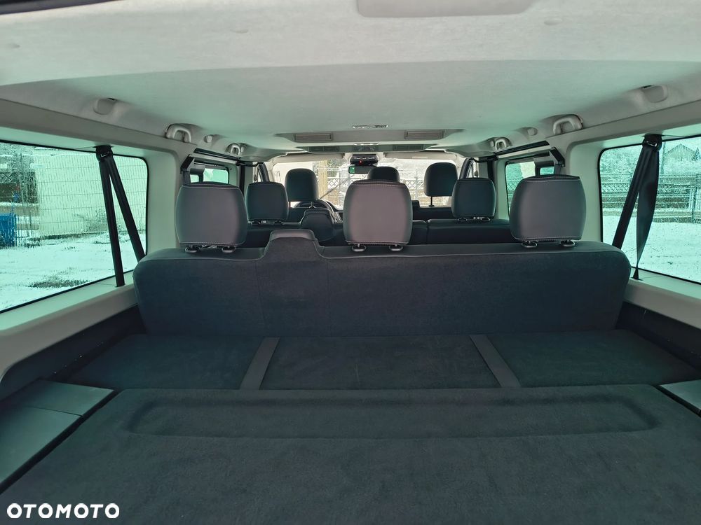 Renault Trafic - 16