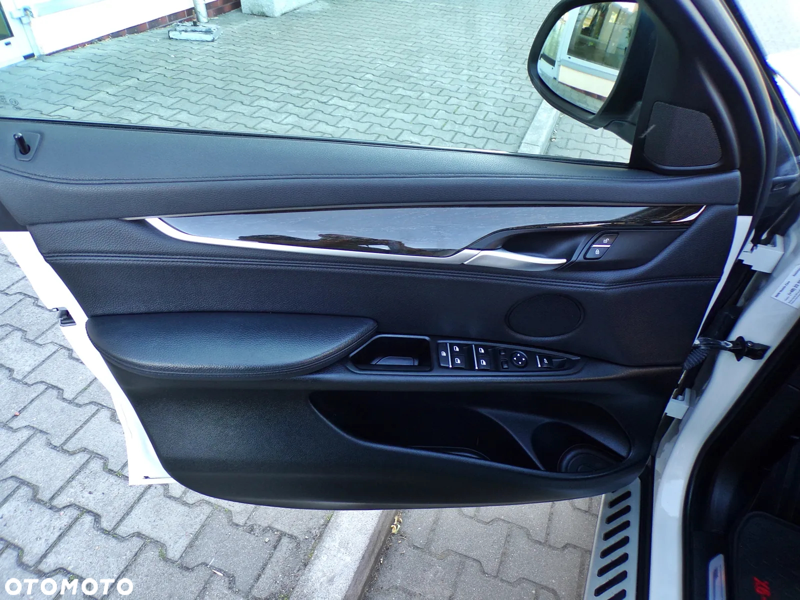 BMW X6 xDrive30d - 17