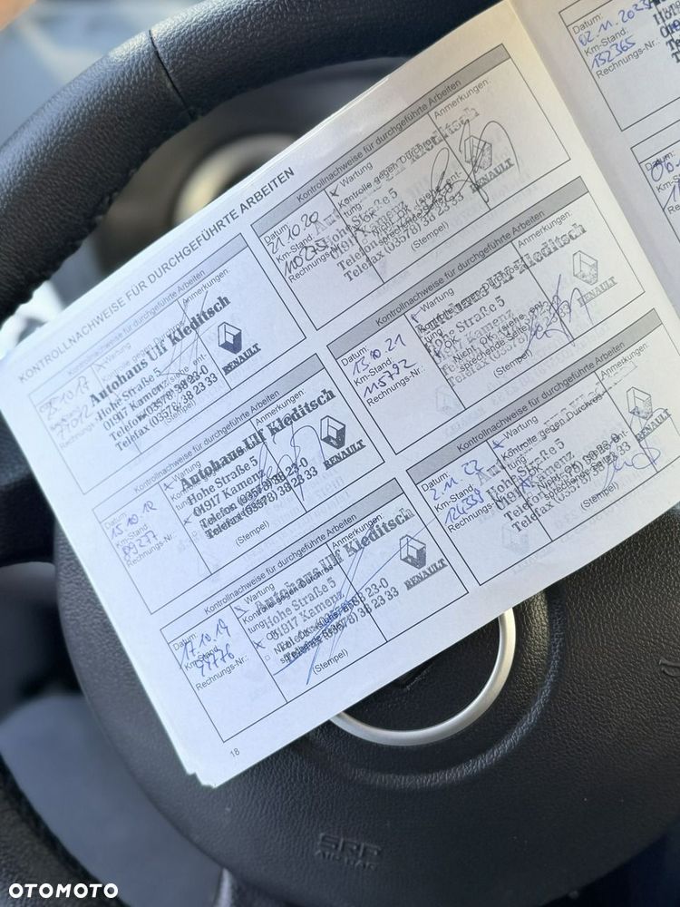 Renault Clio - 32