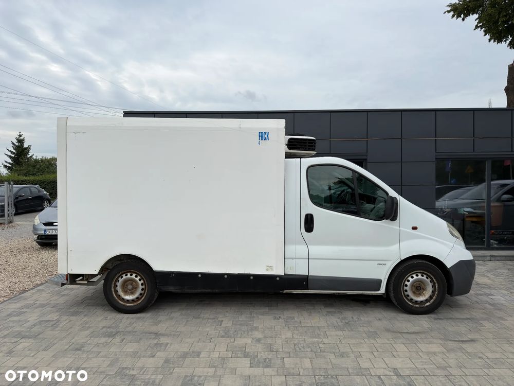 Opel Vivaro 2.0 dCi Chłodnia Izoterma Elektryczne Szyby Gwarancja - 14