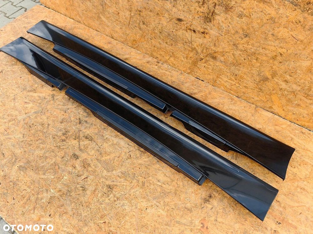 Nakładki na progi BMW 1 e87 kompletne kolor 475 prawa lewa komplet - 2