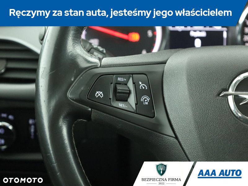 Opel Astra - 16