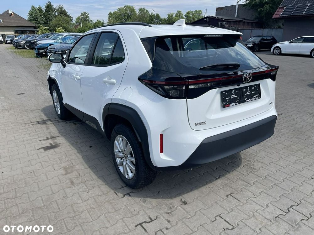 Toyota Yaris Cross Hybrid 1.5 Comfort AWD - 5