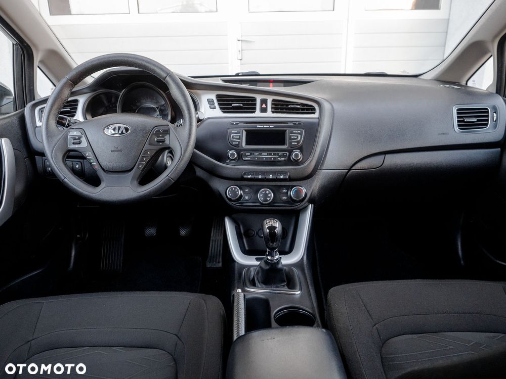 Kia Ceed 1.4 CVVT - 36