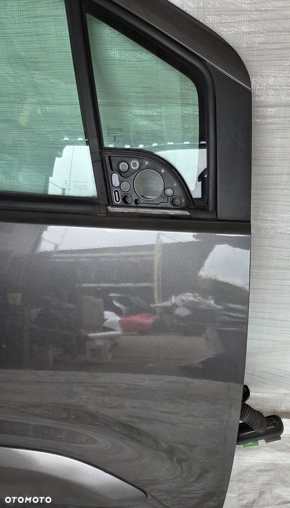 DRZWI PRZÓD PRAWE OPEL COMBO E KOD LAKIERU EVL 2018- KOMPLETNE - 2