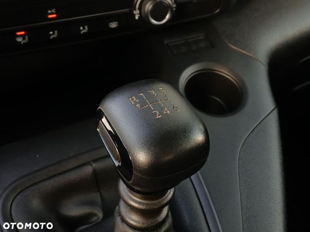 Toyota Proace City Verso 1.5 D-4D Business - 23