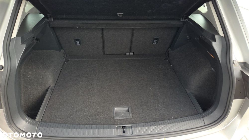 Volkswagen Tiguan - 13