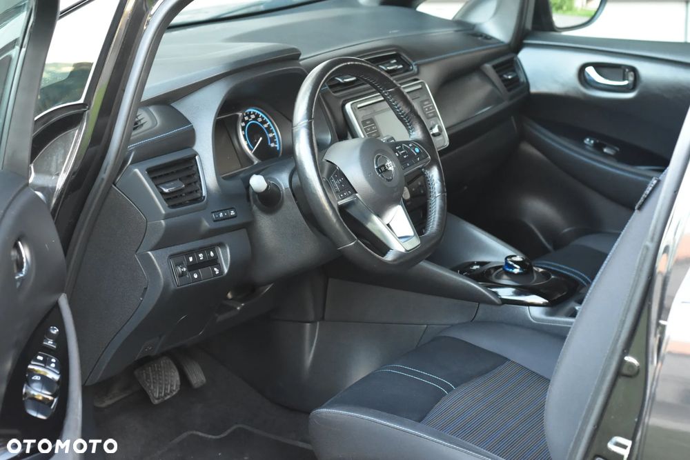 Nissan Leaf 40 kWh N-Connecta - 5