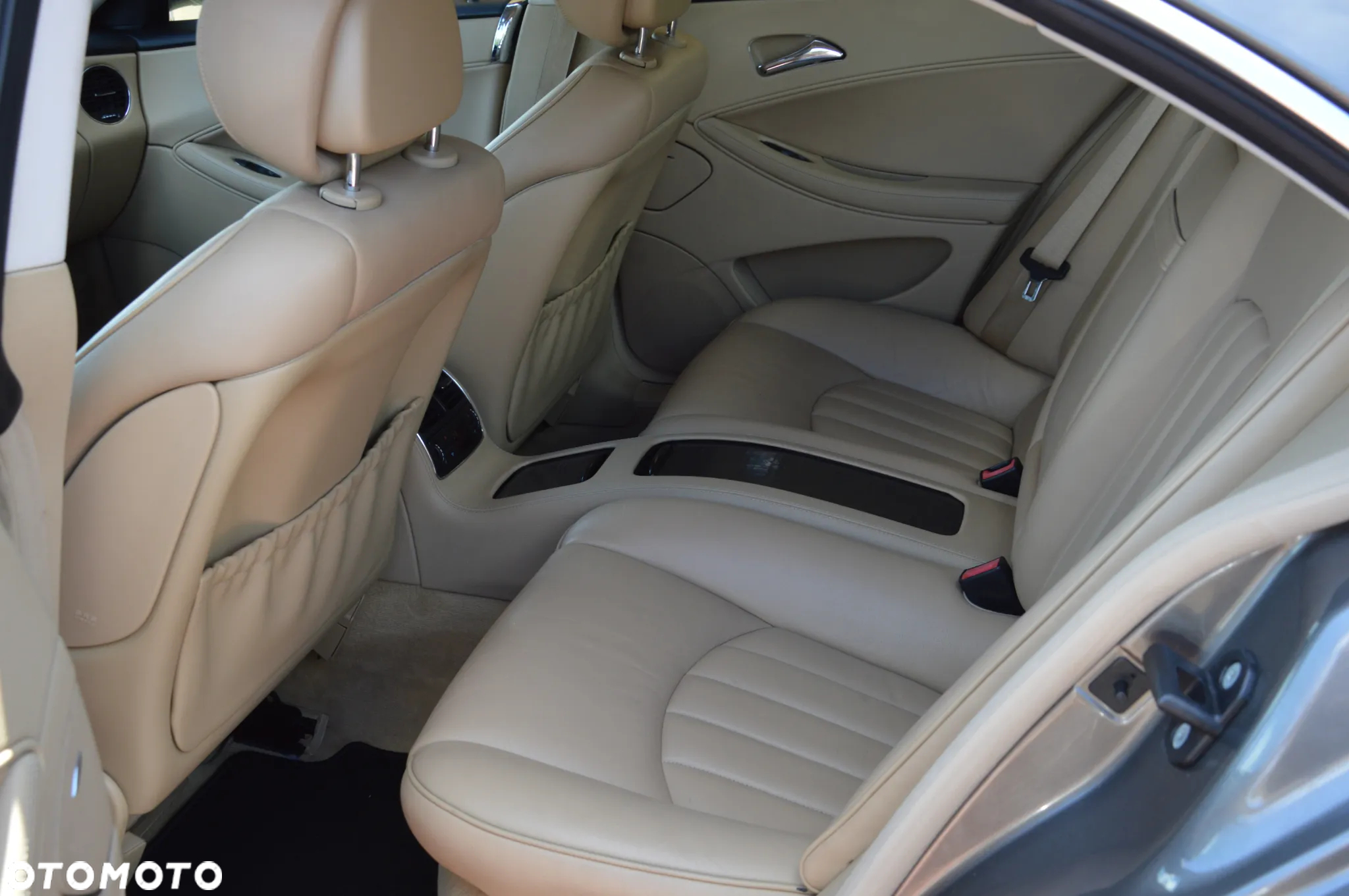 Mercedes-Benz CLS 350 - 28