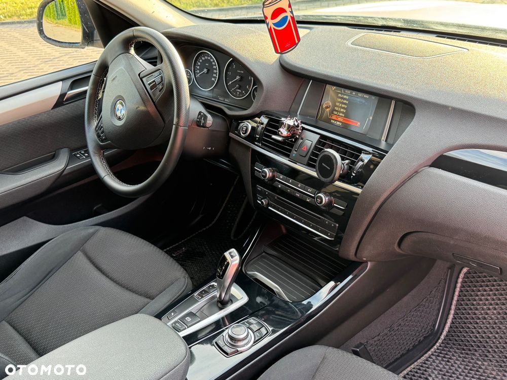 BMW X3 sDrive18d - 9