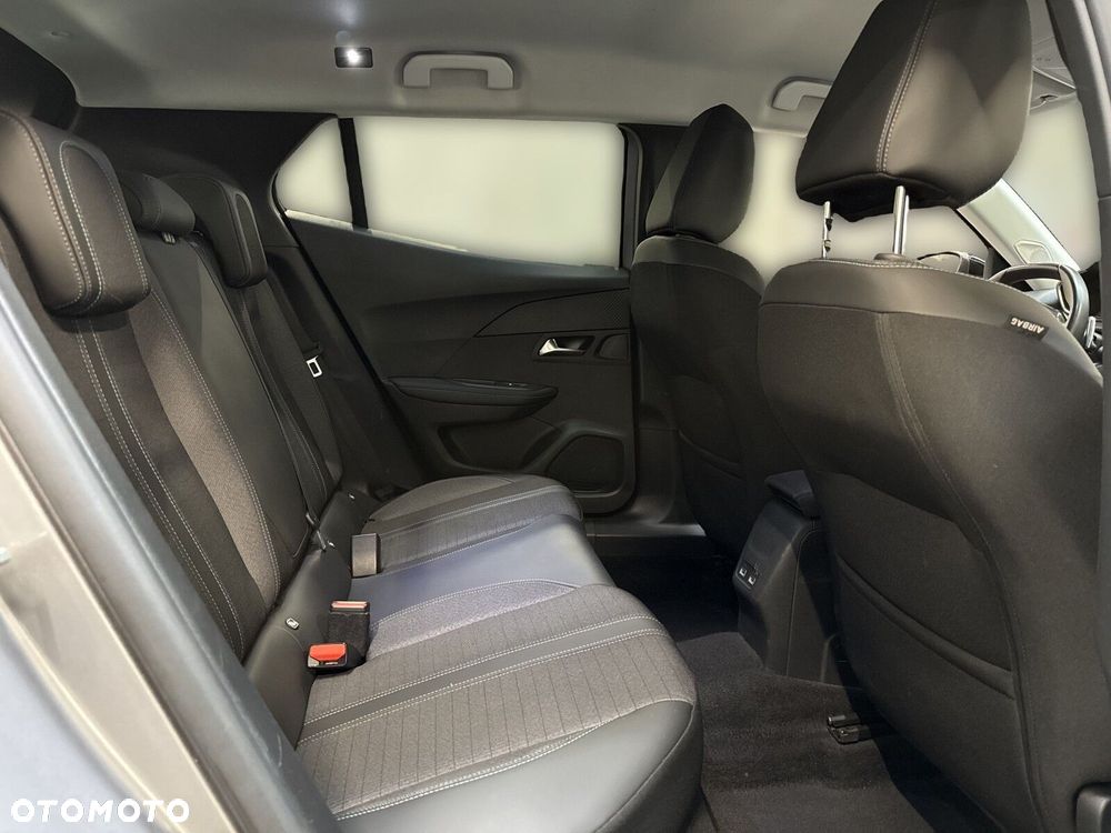 Peugeot 2008 1.2 PureTech Allure S&S EAT8 - 17
