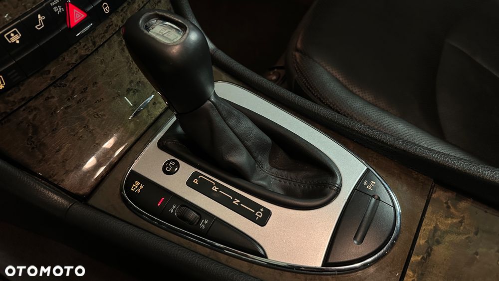 Mercedes-Benz Klasa E 350 7G-TRONIC Avantgarde - 18