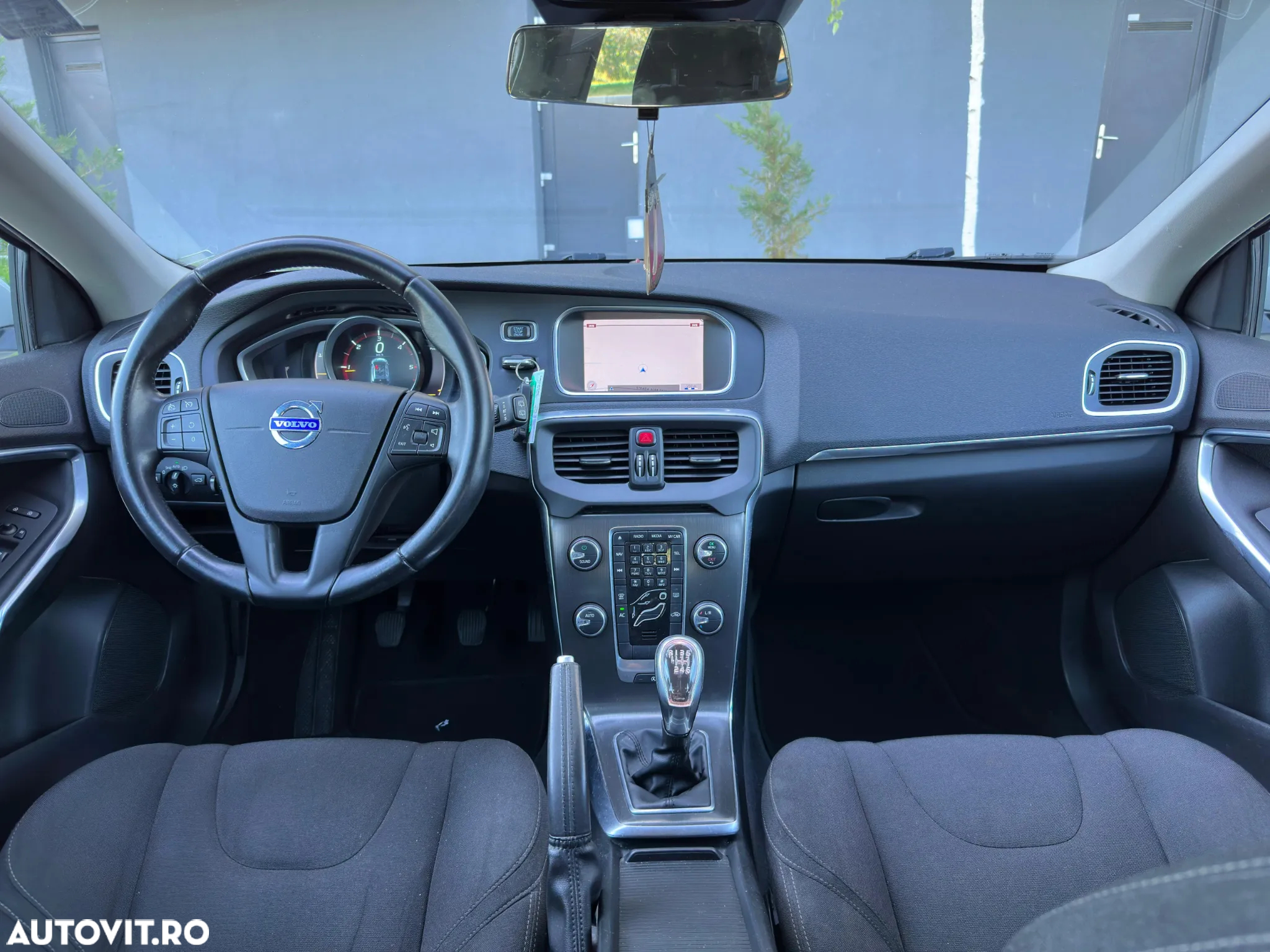 Volvo V40 D2 ECO Momentum - 8