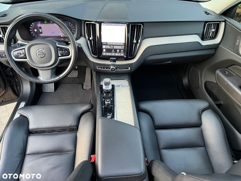 Volvo XC 60 B4 D Inscription - 26