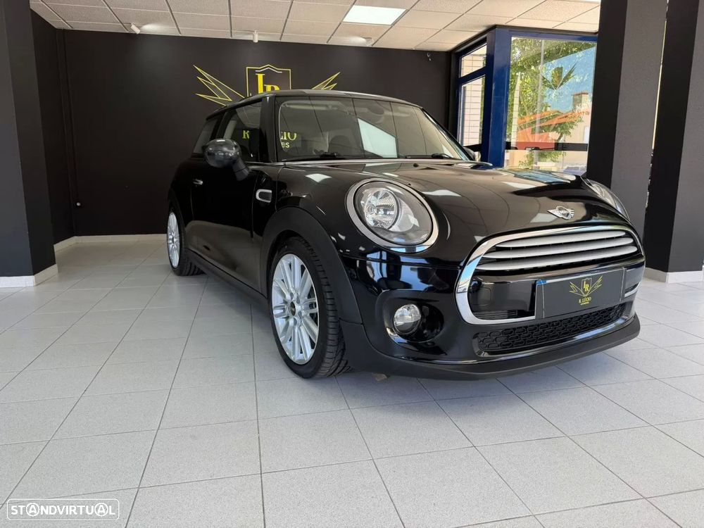 MINI 3 Portas Cooper D - 23