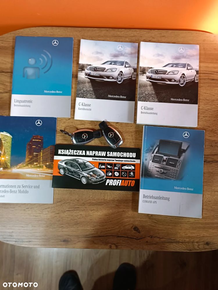 Mercedes-Benz Klasa C 220 T CDI DPF Automatik Avantgarde - 20